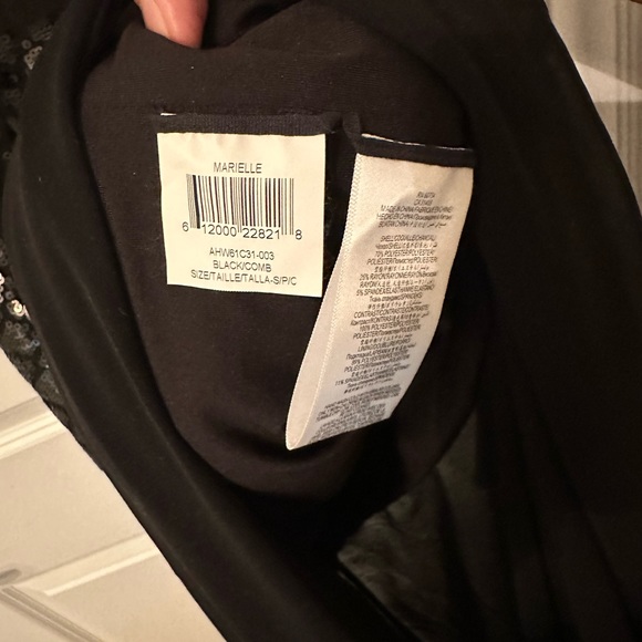 BCBG MAXAZARIA dress - Picture 7 of 8